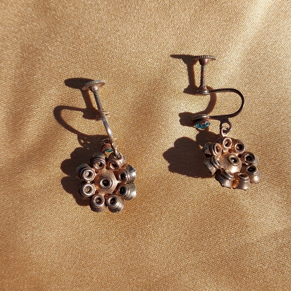 Rhinestone earrings- antique - flower clipons. - Picture 2 of 3